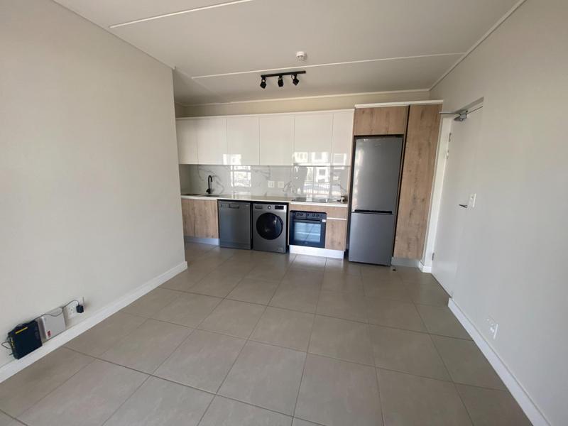 To Let 1 Bedroom Property for Rent in Richwood Western Cape